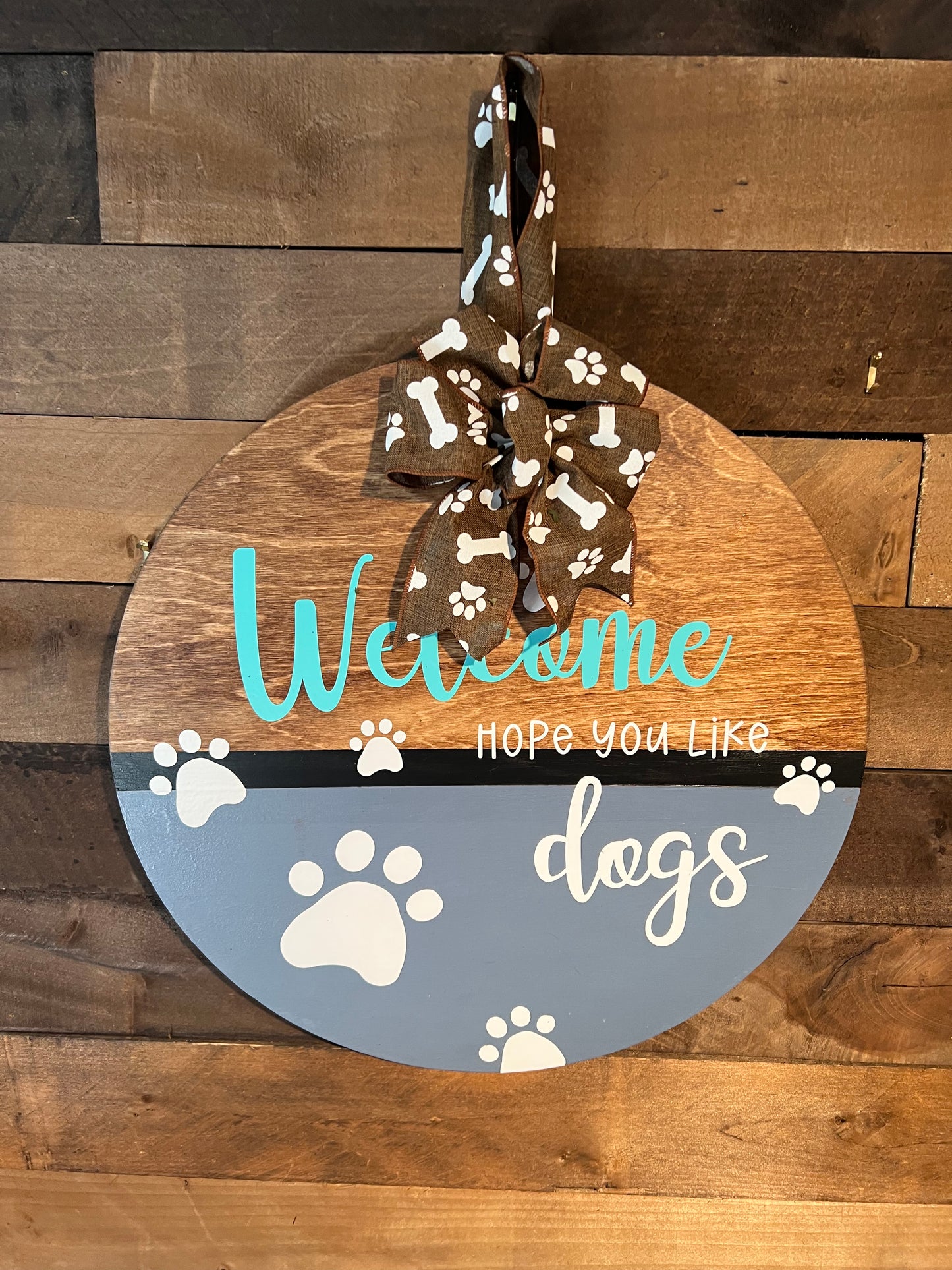 18” Like Dogs Door Hanger