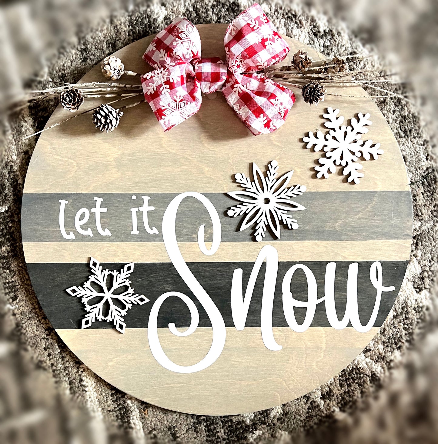 18” Winter Door Hanger