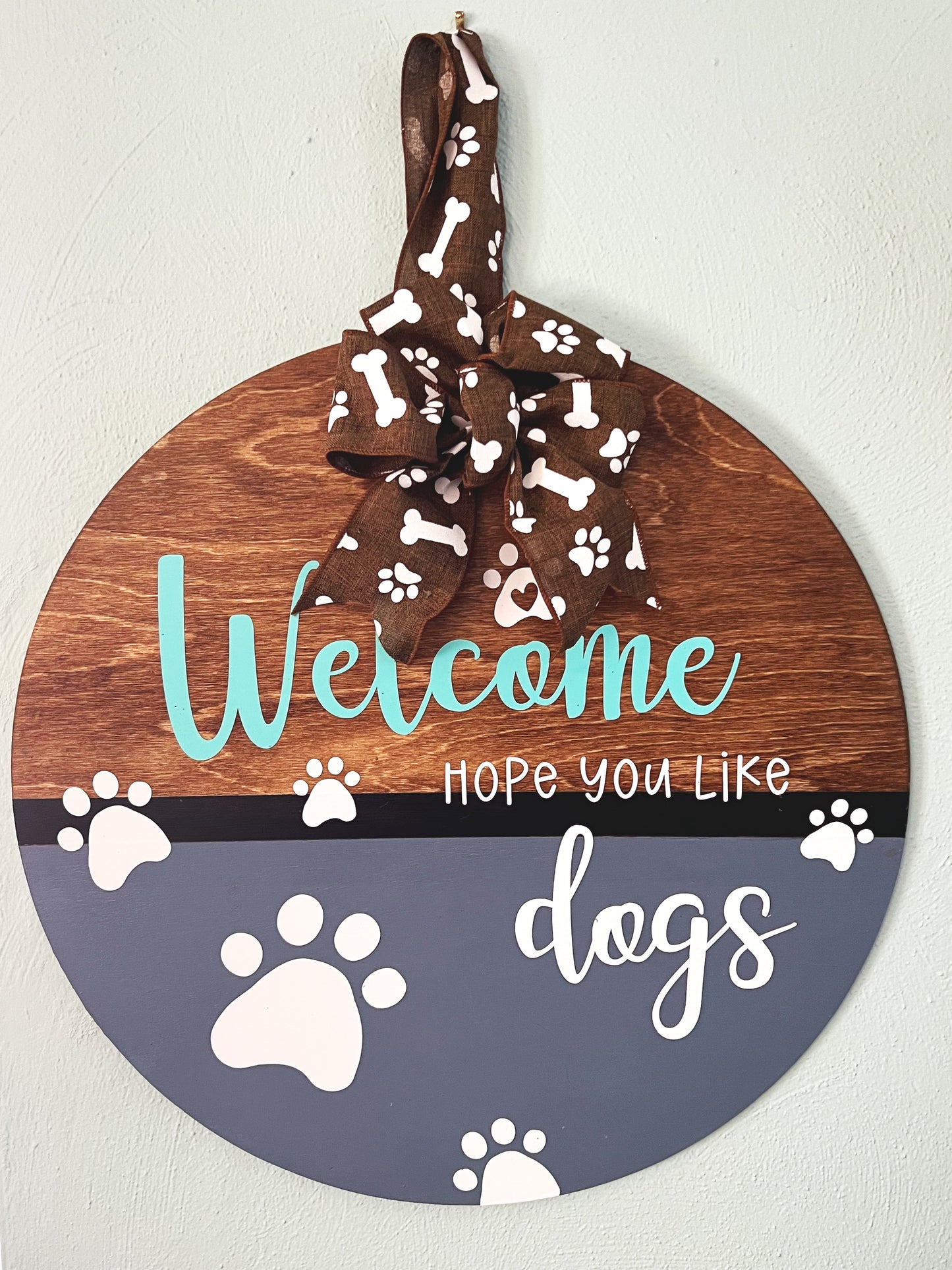 18” Like Dogs Door Hanger